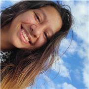 A ti, que buscas entender la psicología desde sus fundamentos hasta sus aplicaciones prácticas. Mi enfoque es como un traje a medida para cada estudiante.  Estoy aquí para adaptarme a tu nivel y tus necesidades, como un sastre de conocimiento psicológico.